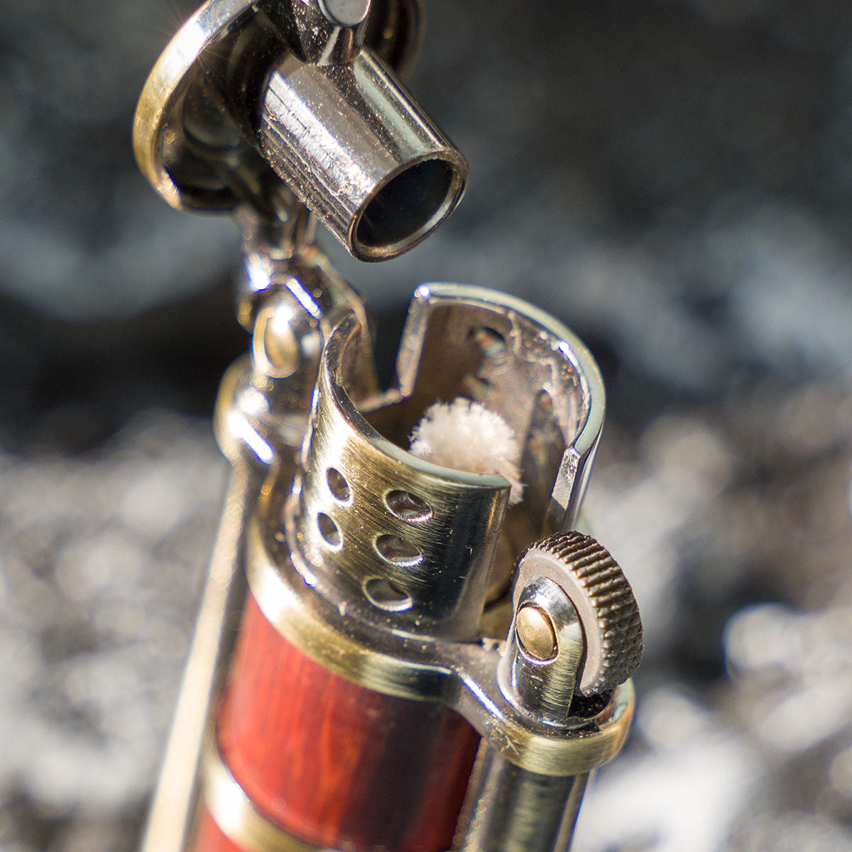 Rosewood Case Antique Style Petrol Kerosene Soft Flame Cylinder Type Windproof Lighter