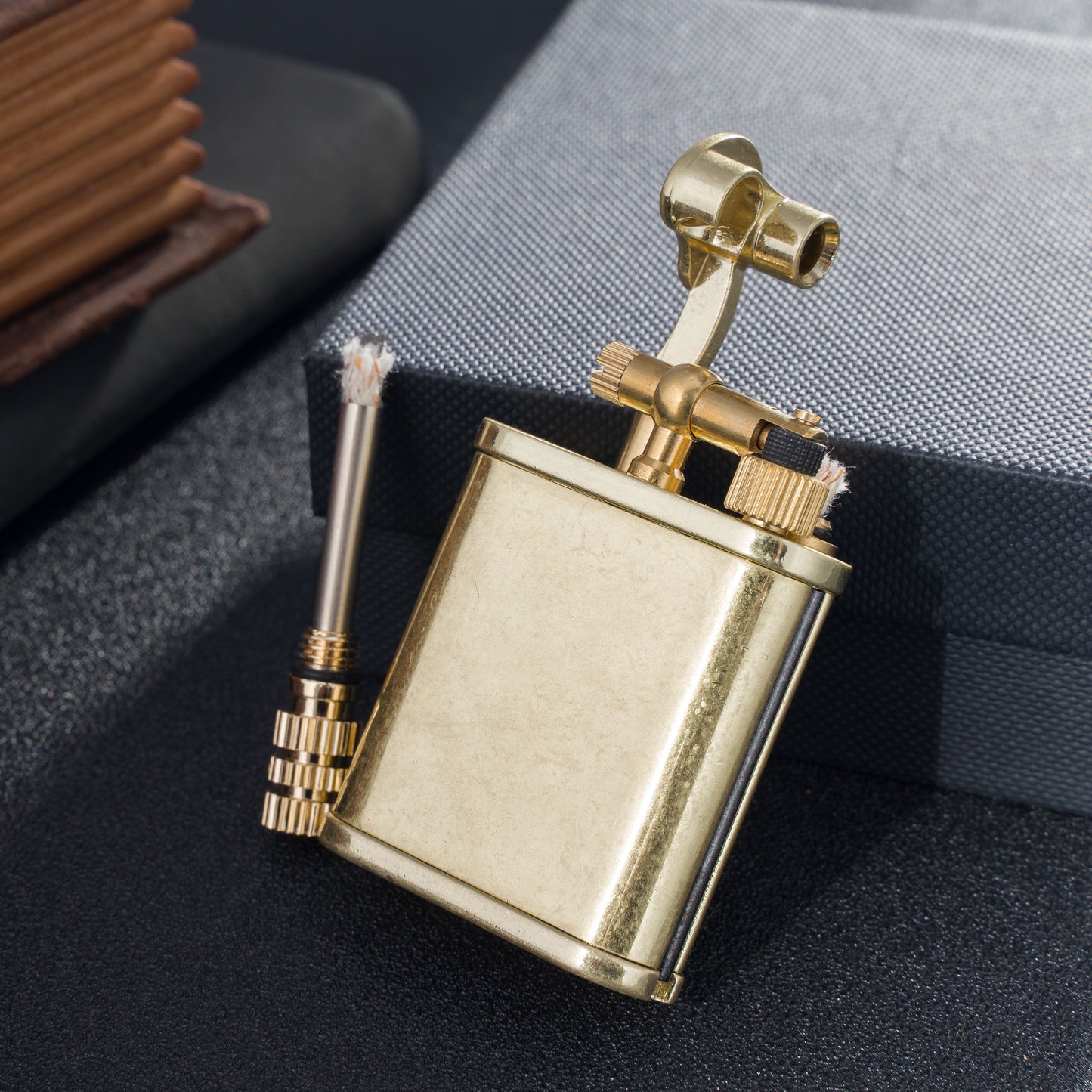 2 in 1 Lighetr Permanent Match Antique Style Lift Arm Kerosene Lighter with Permanent Match
