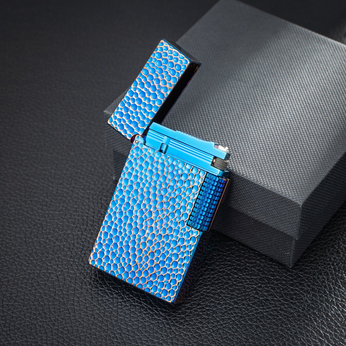 Classic Soft Flame Solid Brass Kerosene Lighter Side Wheel Lighter for Outdoor Camping Men's Gifts